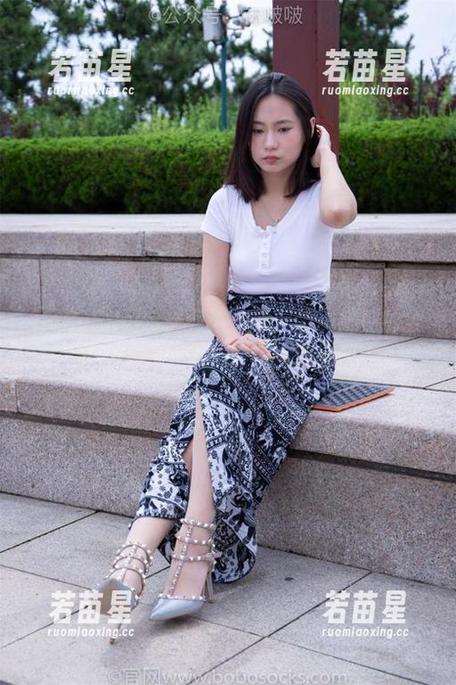 BoBoSocks袜啵啵-小奶熊 BoBoSocks袜啵啵 - 来一波小奶熊的全套白棉袜作品,软萌指数爆表!