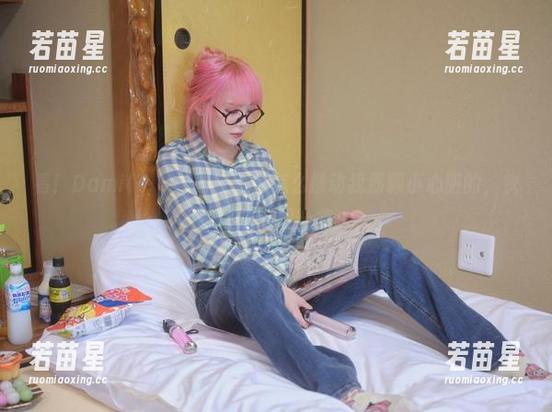 看！Dami(퀸다미)的校服是怎么撩动我那颗小心脏的，快来瞧这套图合集！