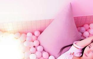 Feilin嗲囡囡 – 短裙里的K8傲娇萌萌Vivian！美图套图里还有更多小心思