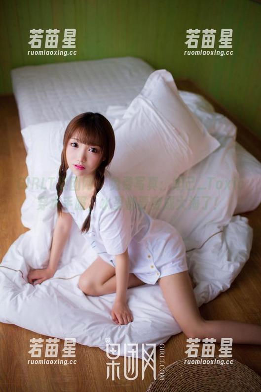 GIRLT果团网 - 免费写真：妲己_Toxic穿水手服，水里都要变成大海了！