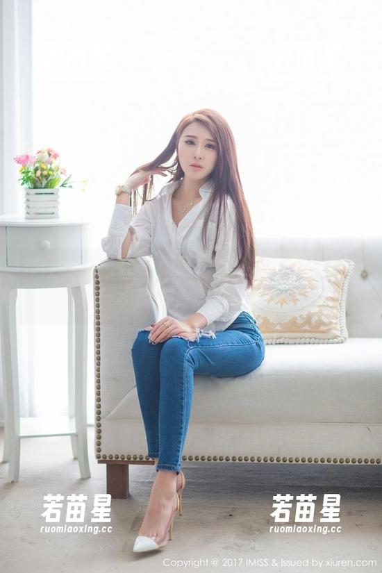 IMiss爱蜜社-张思允 IMiss爱蜜社 - 张思允双马尾,图库中的闹腾小精灵,你不来瞧瞧?
