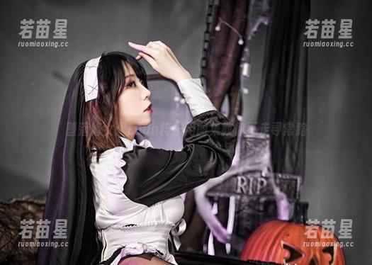 堕落修女：Leah梓未用图集教你不走寻常路