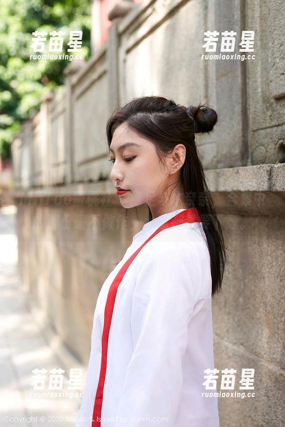MiiTao蜜桃社 - 裸足与木奈奈，合集中的那份毫不做作，大家都需要下载。