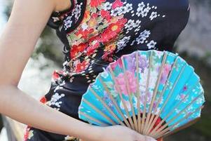 MyGirl美媛馆 – 原图和精选：“那衣服可真挑人”，绮里嘉Carina的礼服似乎正好撩动了我的某根神经