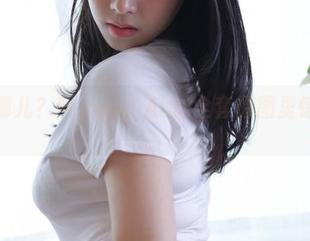 长腿在哪儿?Myung Ah的全套原图里惊艳四座。
