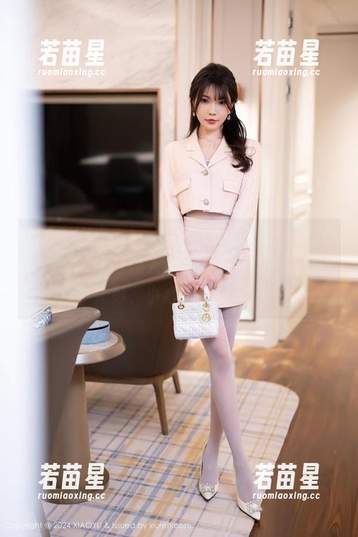 XIAOYU语画界-林乐一 XIAOYU语画界 - 就是这了,林乐一的白丝美图,新得让人反复瞄准着这片温柔的光影,小心心要掉了。