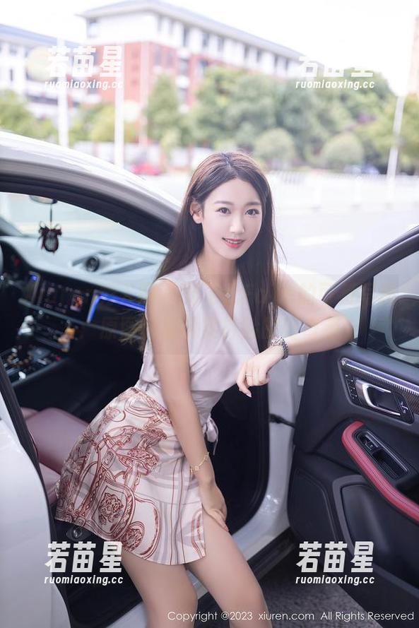 Xiuren秀人网-刘飞儿Faye Xiuren秀人网 - 刘飞儿Faye的可爱写真:原图和被现实打脸的好奇者