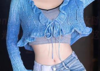 Xiuren秀人网 – 李宓儿的少女时光，完全无圣光，luckily没穿白纱，这画面简直让人出戏。