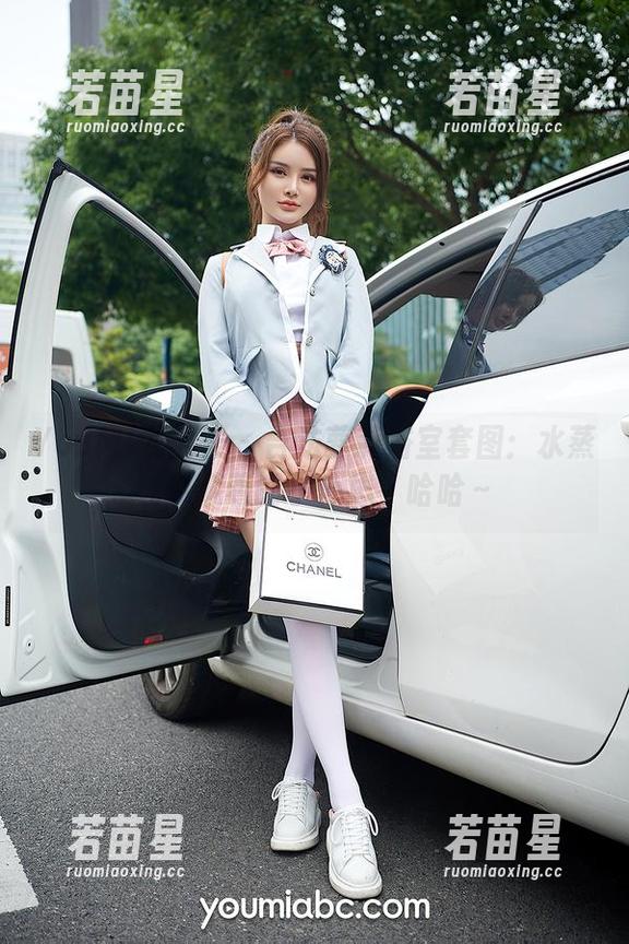 YouMi尤蜜荟 - 合法萝莉浴室套图：水蒸气中藏着的小心思，哈哈～