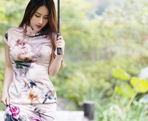 YouMi尤蜜荟 – 媛宝儿boa的最新图集：旗袍扮演的角色，究竟是美丽的少女还是妖娆的女人？