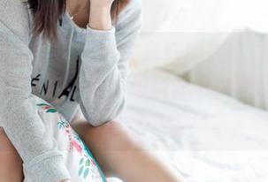 YouMi尤蜜荟 – 听说高清网袜可以治愈？字面意思我是不信，但张思允Nice的照片我还是想一赞！