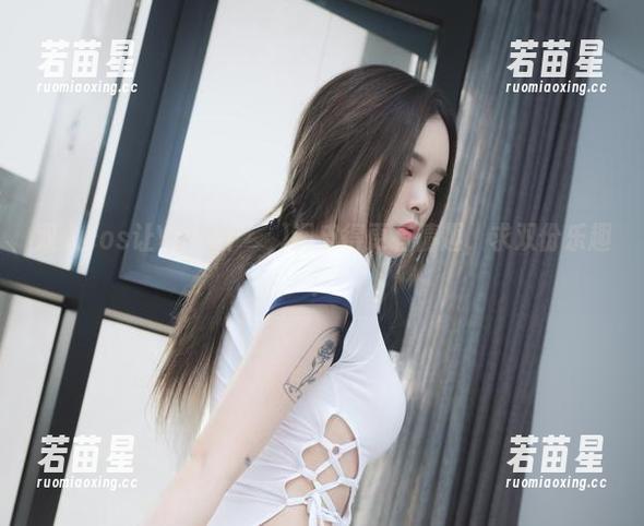 双人cos让Yuka(유카)调皮得更有情趣，求双份乐趣！