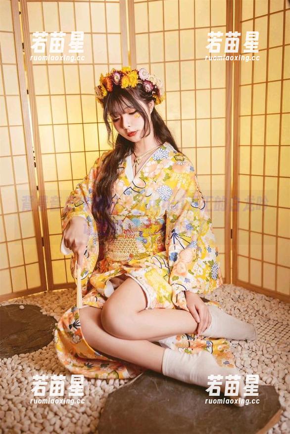 yuuhui玉汇 背景音乐也贼好,yuuhui玉汇的白龙吟让壁纸都高贵起来了