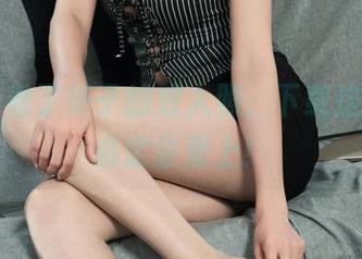 丽柜 – 看了英子的双人照，下载这组美图必定会爱上！