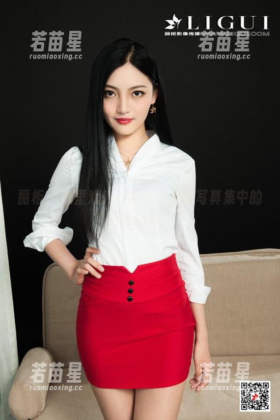 丽柜-轩轩 丽柜 - 戏里戏外:看轩轩最新写真集中的剧情沉浮。