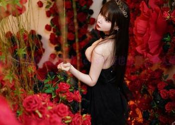 亚马逊鲶鱼的美图时刻，cos可爱也能那么令人捧腹