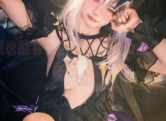 不花钱也能看，伊喵君_Nya的牛仔裤写真让人意外