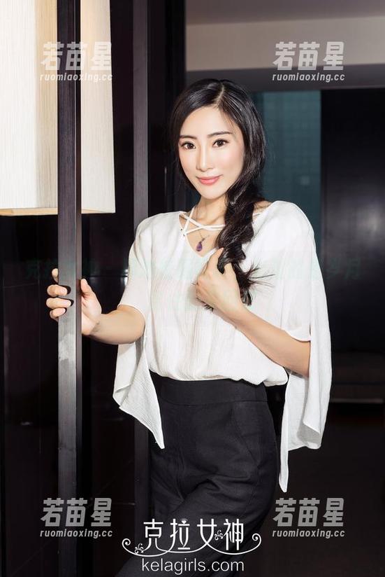 克拉女神-周迪 克拉女神 - 周迪校服写真,走过的是岁月,留住的是回忆