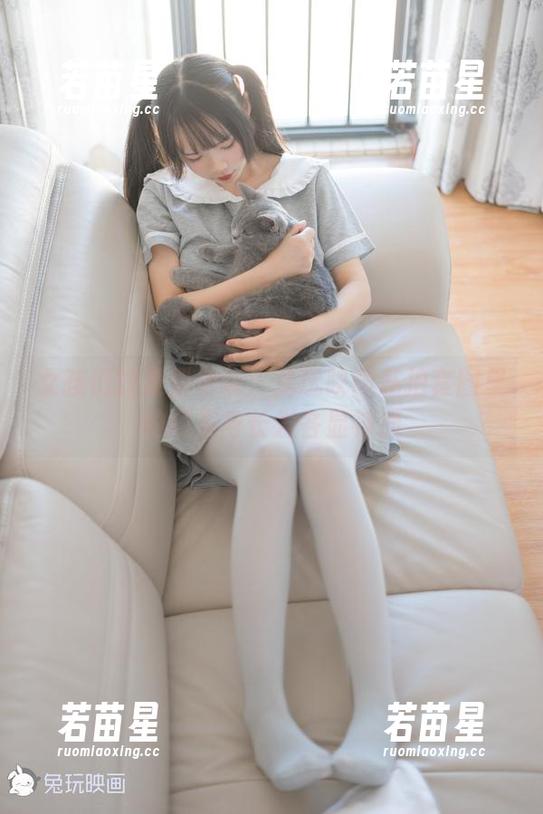 女孩们的发型杂谈：兔玩映画私拍套图里的短发与长发各显神通