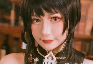 兔胖胖min红裙写真：别以为胖子不能美，这里就有满分的美图！
