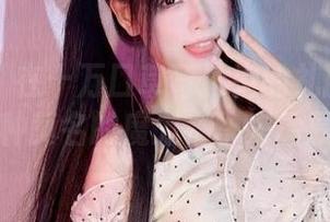 微密圈 – 在十万口草莓粥粥的礼服照片里，有种莫名的魔力，快来看原图！
