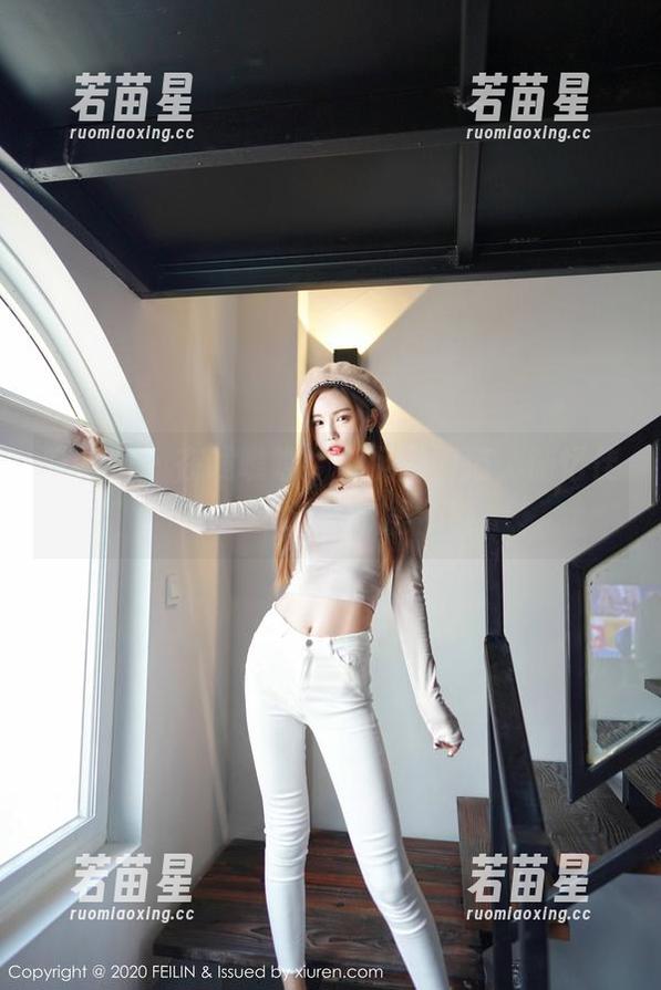 嗲囡囡-施忆佳KITTY 嗲囡囡 - 在线瞧瞧:十足御姐范,施忆佳KITTY让人欲罢不能