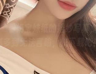 微密圈 – 看奶宝妹纸的婚纱写真，心中猫腻多到无法言喻，快下载吧！