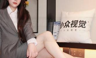 小众视觉 – 最新牛仔裤时刻，蓉蓉给你分享她的小爱好