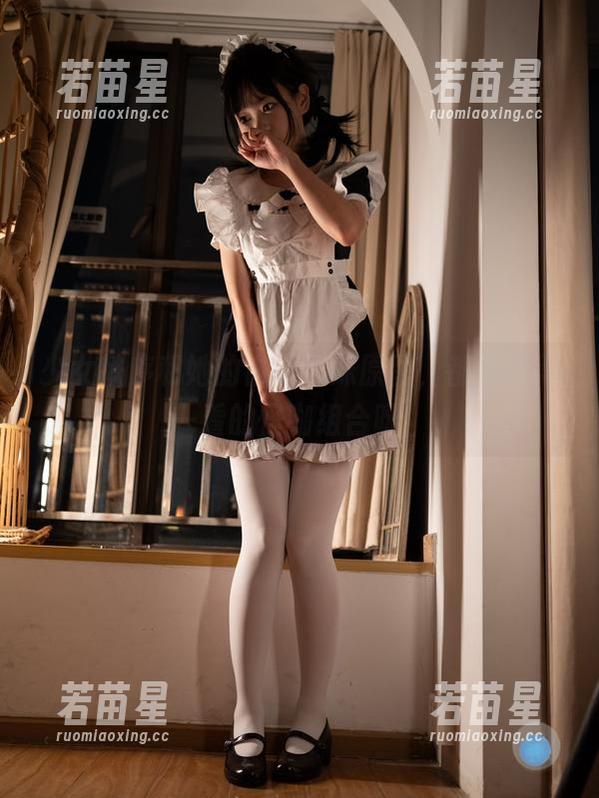 少女秩序 少女秩序和她的白丝学妹原图,都是值得一看的怪咖组合呀!