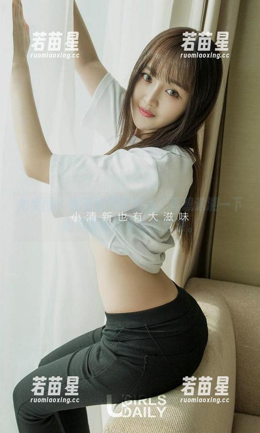 尤果网-童倩 尤果网 - 看到童倩的唇色,真想追溯一下她美脚私房集合的起源。