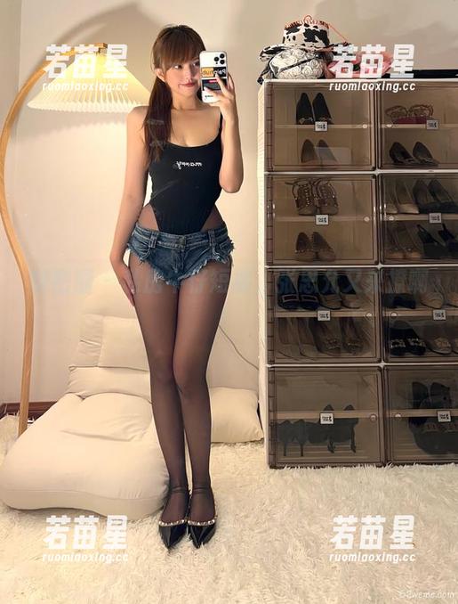 张思允 微密圈 - 私房牛仔短裤,张思允又来撩啊!