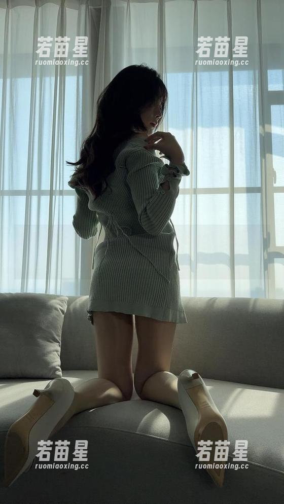 徐莉芝Booty 微密圈 - 翘首以待,徐莉芝Booty的图库新作——女王范儿全开!
