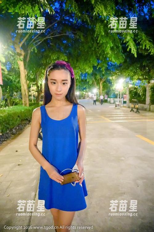 推女神-梁莹Sugar 推女神 - 梁莹Sugar“秘书”图包:这就是传说中的“上班福利”,每天都想多请假!