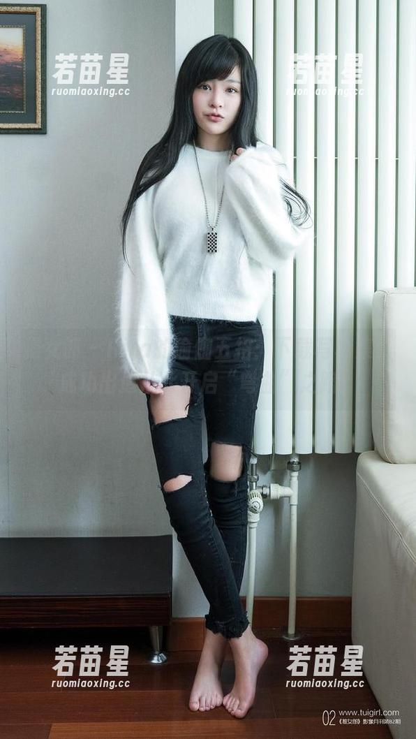 推女郎-Rita 推女郎 - Rita的瑜伽五招:下载写真集,成功出道从此开启“弯曲”之路!
