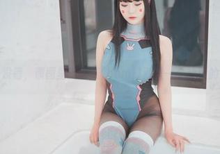 御姐？没错，原图里的普美(bomi)就是一个精致的角色！