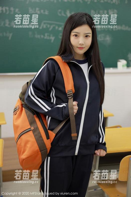 模范学院-小奶瓶呜呜 模范学院 - 小奶瓶呜呜这次的黑丝照片,惹得我又犯起了选择恐惧症。