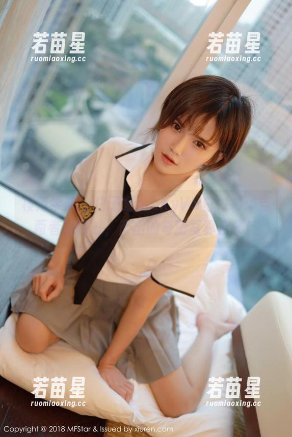 模范学院-白子嫣nicky 模范学院 - 白子嫣nickyVS白衬衫:当两者碰撞时,产出的奇葩写真合集!