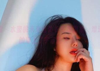 微密圈 – 水蜜桃米米连体衣高清图集，难道她真的穿上了宇宙的灵魂？