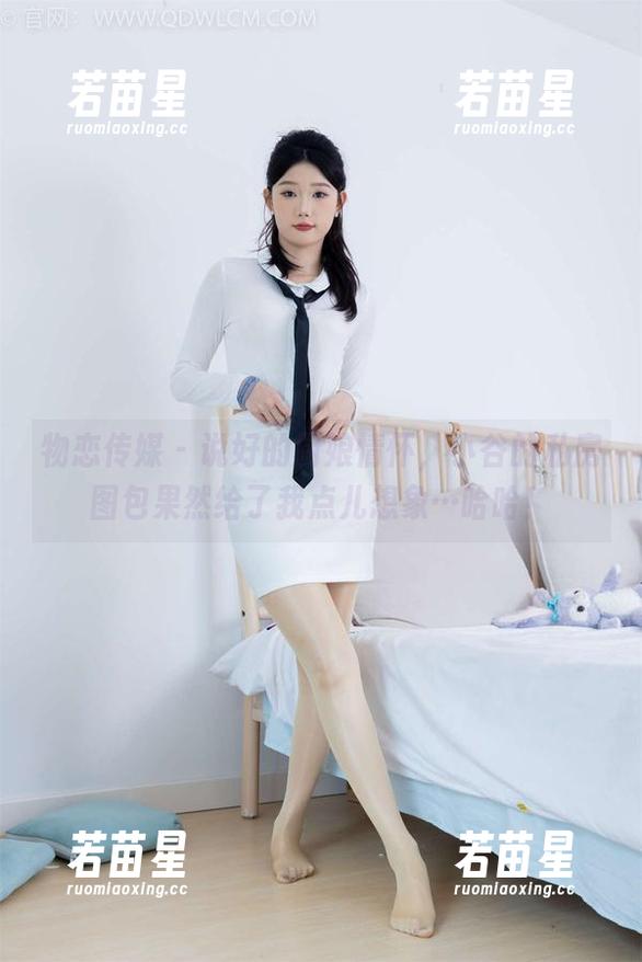 物恋传媒-小谷 物恋传媒 - 说好的厨娘情怀,小谷的私房图包果然给了我点儿想象…哈哈!