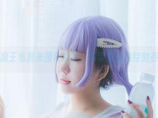 甜糖大魔王私房美图再泄露，吊带变成独特的存在吧？