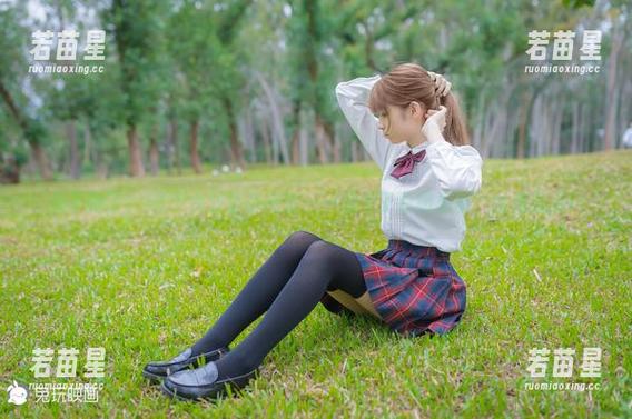 祖木子 兔子跑了,JK少女却静静喝茶——祖木子原图拆解,全是萌点!