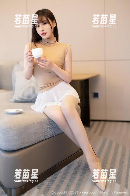 秀人网-唐翩翩 秀人网 - 唐翩翩空姐全套上线,原图里的细腻居然让我想起某些旧时电影。