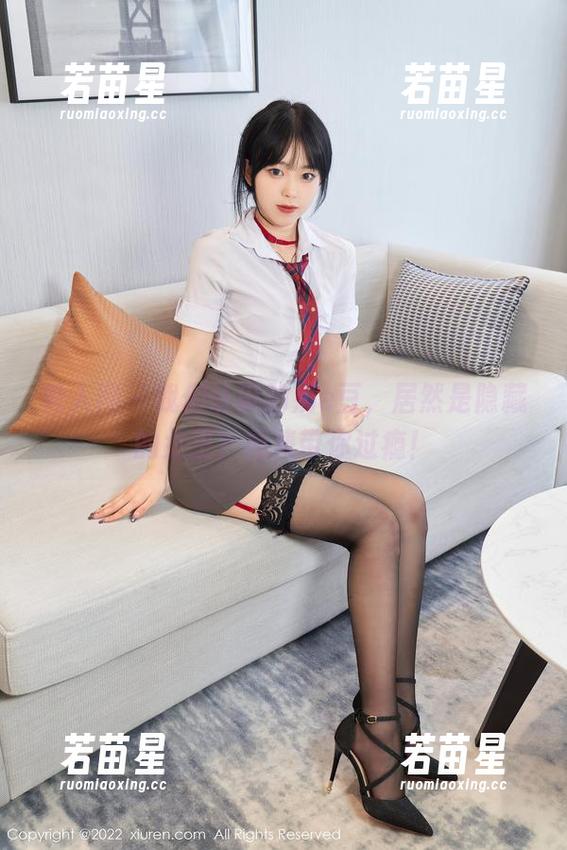 秀人网-奶e豆 秀人网 - 我们认识的奶e豆,居然是隐藏的女王?图集带你过瘾!