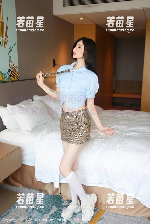 秀人网-小茉莉jasmine 秀人网 - 见过小茉莉jasmine的一屋子套装吗?网盘储存太惊人,连存了两秒钟都不怕!