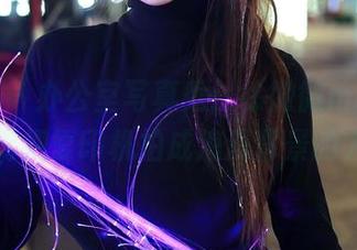 秀人网 – 办公室写真秀：徐微微mia，那个能把复印机拍成浪漫背景的人！