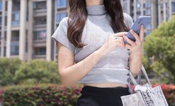 秀人网 – 兔女郎还是吃小胡萝卜？李丽莎的图片分享让你傻傻分不清！