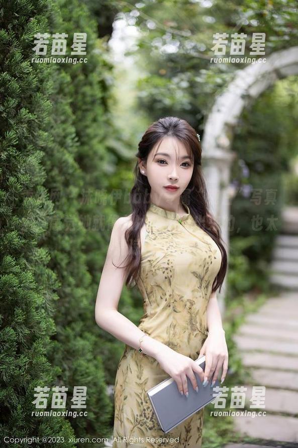 秀人网-沫晓伊baby 秀人网 - 沫晓伊baby专属“纯白”写真集,感觉她就像从冰箱里走出来的,也太清凉了吧!
