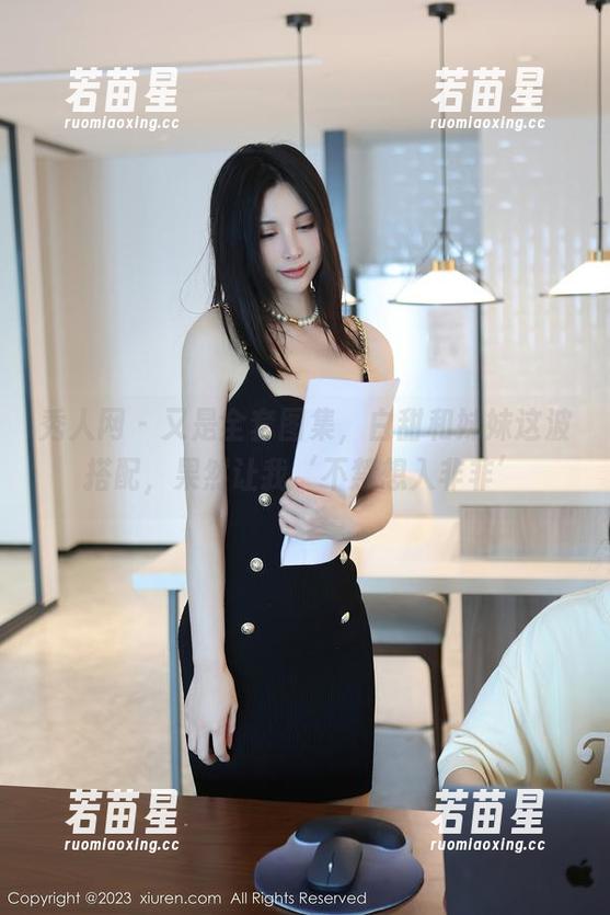 秀人网-白甜 秀人网 - 又是全套图集,白甜和妹妹这波搭配,果然让我‘不禁想入非非’