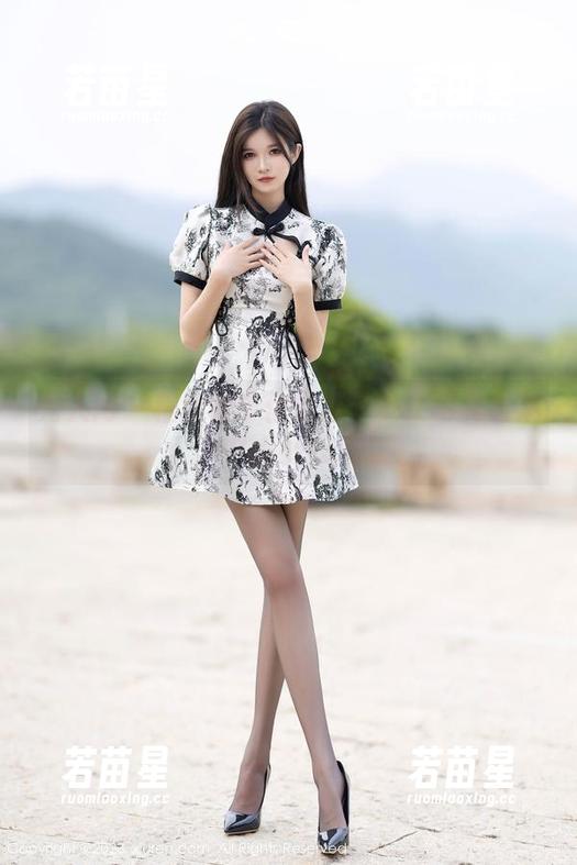 秀人网-程程程 秀人网 - 程程程带你逛逛:少女写真合集中的小心思