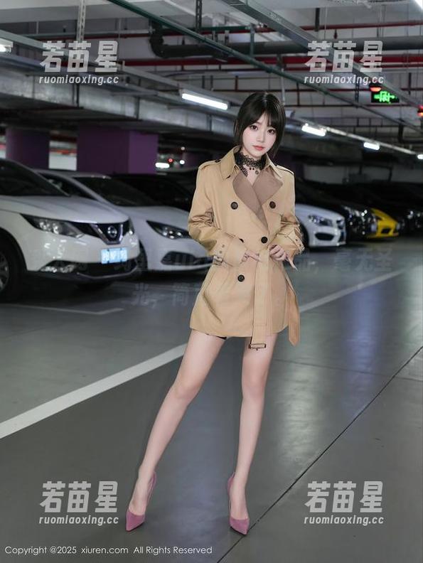 秀人网 - 绮里嘉ula的旗袍作品，毫无圣光，简直看哭了。